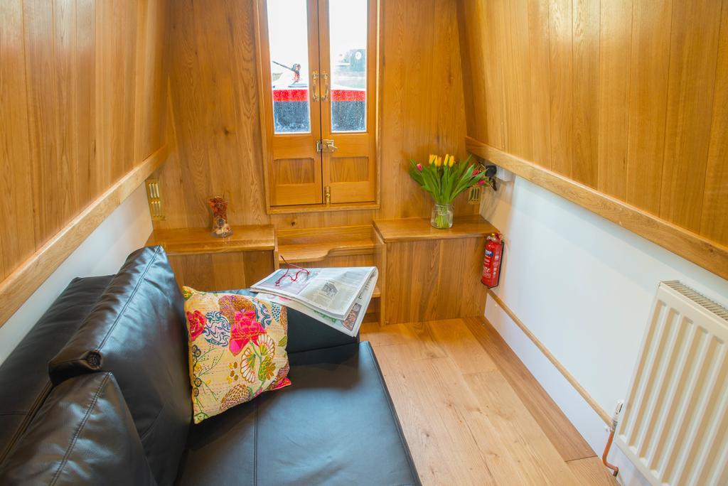 Narrowboat Puzzle Hotell Ely Eksteriør bilde