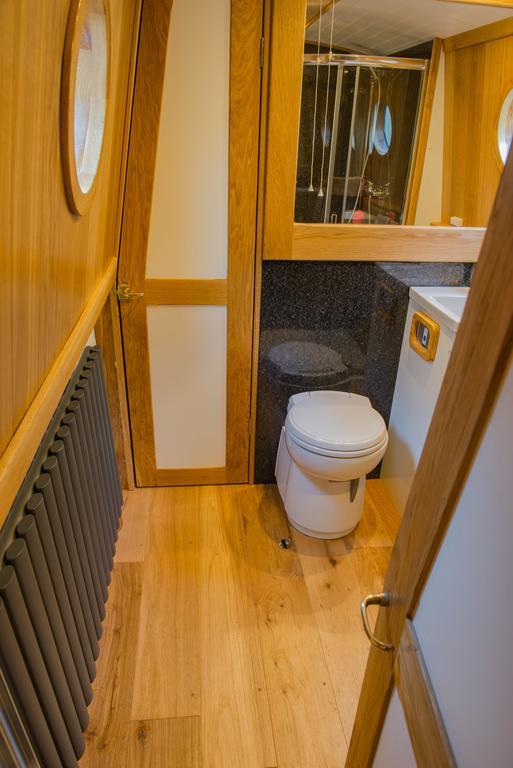 Narrowboat Puzzle Hotell Ely Eksteriør bilde